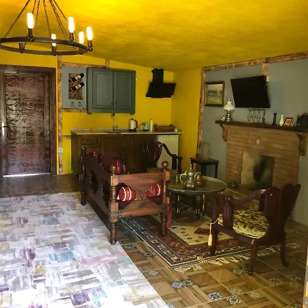 Happyhobbit Forest, View, Fireplace , Jakuzi ,in سبانجا